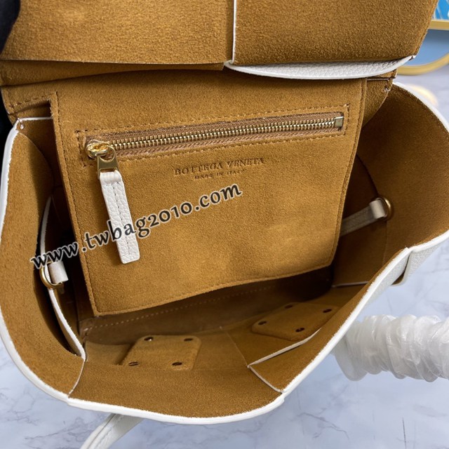 Bottega veneta高端女包 KF008 寶緹嘉荔枝紋石膏白arco29 BV經典款mini手拎肩背包  gxz1222